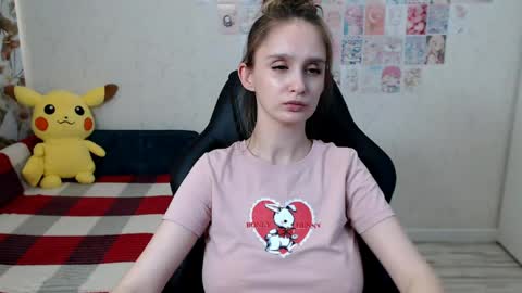 Snapshot of daniella_martin chatting on June 2026 10:32:02 AM Daniella Martin online show from June 2026 10:32:02 AM