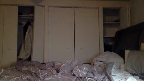 daniellbisous online show from November 2025 09:45:01 AM