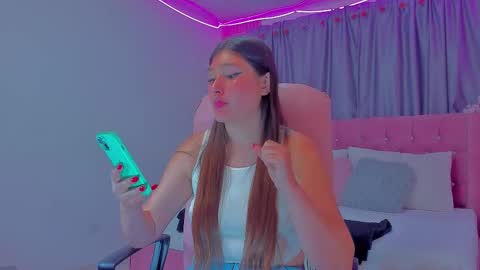 Danielle online show from November 2025 02:22:01 AM