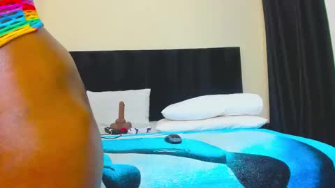 danielle_rock online show from November 2025 01:43:01 PM