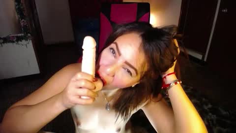 Angie online show from February 2026 02:54:01 PM