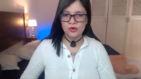 Snapshot of daniellerain chatting on June 2026 09:29:01 AM daniellerain online show from June 2026 09:29:01 AM