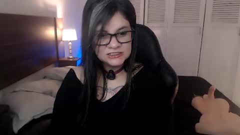 Snapshot of daniellerain chatting on June 2026 02:24:02 AM daniellerain online show from June 2026 02:24:02 AM
