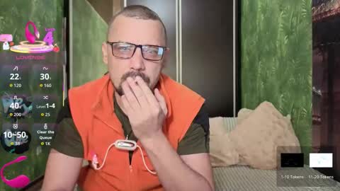 Snapshot of danielocool chatting on September 2025 06:15:02 AM DanieloCool online show from September 2025 06:15:02 AM