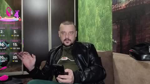 Snapshot of danielocool chatting on September 2025 08:07:01 AM DanieloCool online show from September 2025 08:07:01 AM