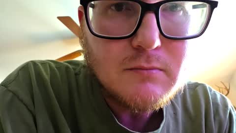 Daniel    y. online show from October 2025 09:04:02 PM