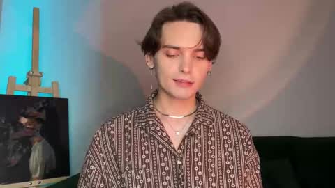 danieltuckerr online show from October 2025 04:00:02 AM