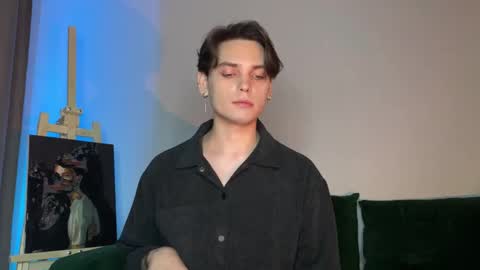 danieltuckerr online show from November 2025 08:21:02 PM