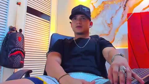 Dani online show from September 2025 03:44:02 AM