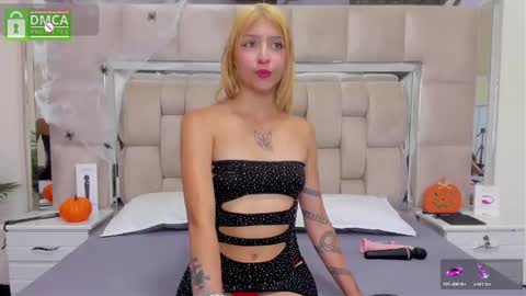 DANIELA online show from November 2025 01:12:02 PM