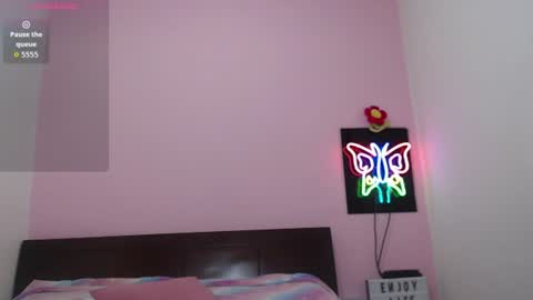 Snapshot of danika_bellaa chatting on July 2026 01:19:01 AM K A R O L online show from July 2026 01:19:01 AM