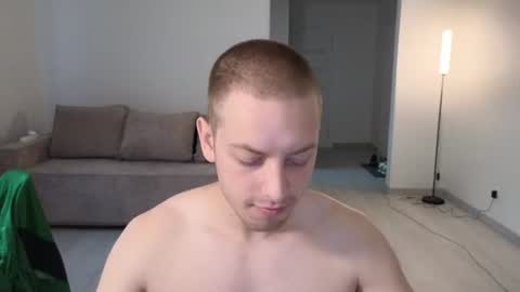 Snapshot of danila_trezzini chatting on July 2026 05:03:02 AM danila online show from July 2026 05:03:02 AM