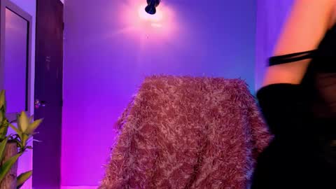 danita_veelz online show from December 2025 05:03:02 AM