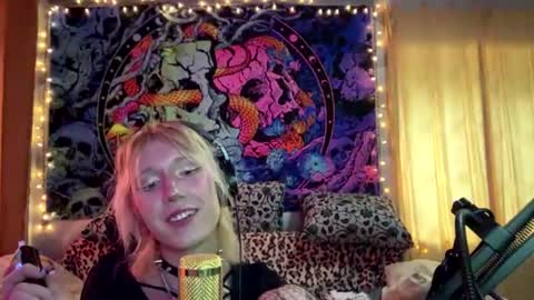 Snapshot of danitavranich chatting on August 2026 01:09:02 PM danitavranich online show from August 2026 01:09:02 PM