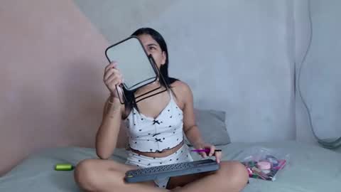 Snapshot of danka_smith chatting on September 2025 11:50:02 PM danka_smith online show from September 2025 11:50:02 PM