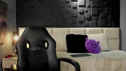 Dann saenz online show from February 2025 03:06:01 AM