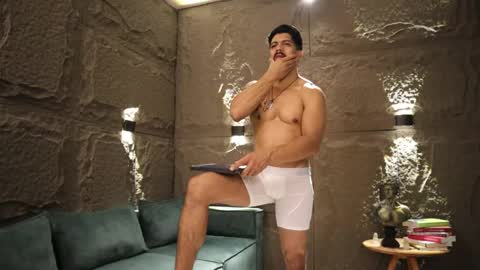 Dann saenz online show from February 2025 10:52:01 AM