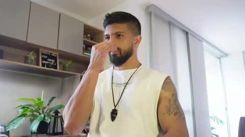 Dann saenz online show from November 2025 02:27:01 PM