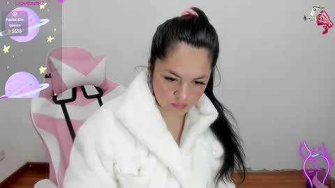 Snapshot of danna_1111 chatting on January 2025 12:07:02 PM danna online show from January 2025 12:07:02 PM