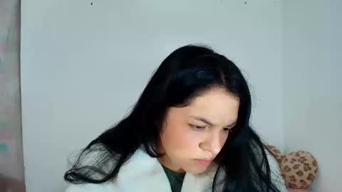 Snapshot of danna_1111 chatting on October 2025 02:17:02 PM danna online show from October 2025 02:17:02 PM