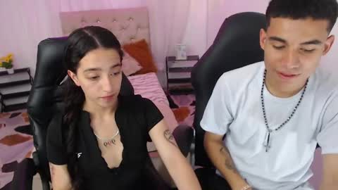 Snapshot of danna_and_joshua chatting on April 2026 01:46:02 PM Danna-Josh online show from April 2026 01:46:02 PM