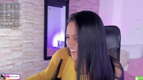 Snapshot of danna_gomez19 chatting on June 2026 09:15:02 PM Sofia online show from June 2026 09:15:02 PM