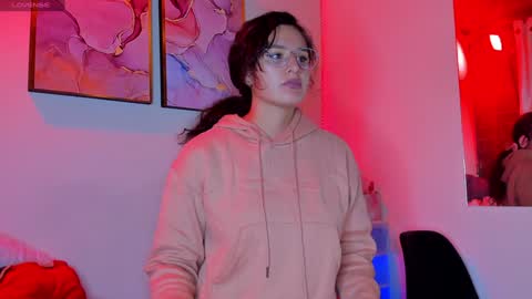 Danna Lovs online show from December 2024 05:23:02 PM