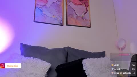 Danna Lovs online show from January 2025 05:21:01 PM