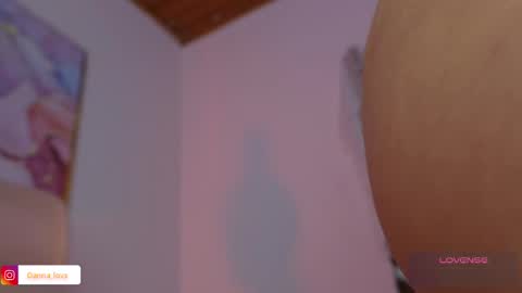 Danna Lovs online show from March 2025 12:06:02 PM