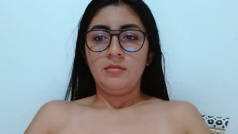 Danna online show from February 2025 08:34:01 PM