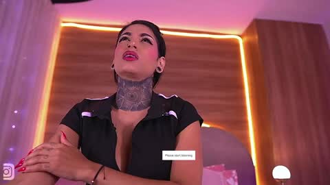 Danna Berlin  online show from March 2026 07:17:01 PM