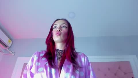 Snapshot of dannaflame_ chatting on April 2026 07:45:01 AM Danna online show from April 2026 07:45:01 AM