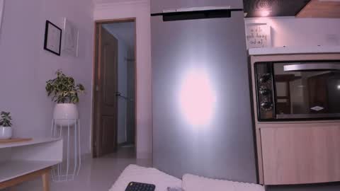 Snapshot of dannahyde chatting on February 2025 01:58:02 AM Insta DannaBlueX  online show from February 2025 01:58:02 AM