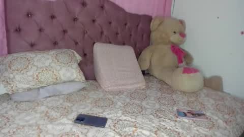 Snapshot of dannajeins chatting on February 2026 07:09:01 PM Danna Sofia jeins online show from February 2026 07:09:01 PM