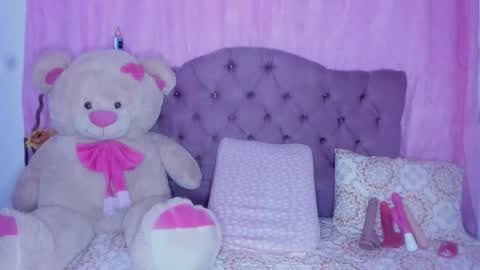 Snapshot of dannajeins chatting on February 2026 01:21:01 PM Danna Sofia jeins online show from February 2026 01:21:01 PM