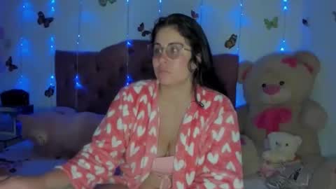 Snapshot of dannajeins chatting on April 2026 02:11:01 PM Danna Sofia jeins online show from April 2026 02:11:01 PM
