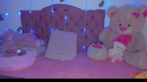Snapshot of dannajeins chatting on April 2026 06:10:01 PM Danna Sofia jeins online show from April 2026 06:10:01 PM