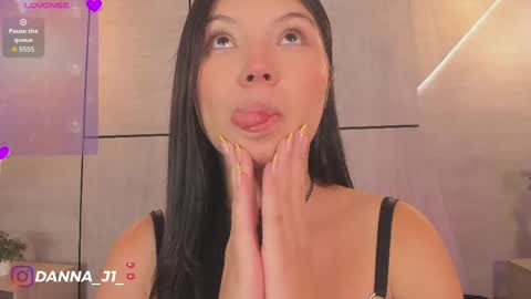 Snapshot of dannajhonson1 chatting on May 2026 07:33:01 PM Danna online show from May 2026 07:33:01 PM