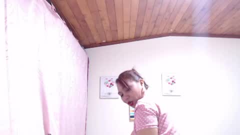 Snapshot of dannamomcerratt chatting on April 2026 01:47:02 AM dannamomcerratt online show from April 2026 01:47:02 AM