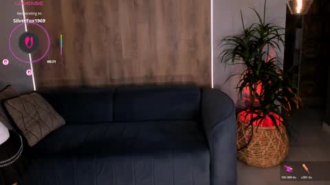  Dannie  online show from April 2026 09:19:01 PM