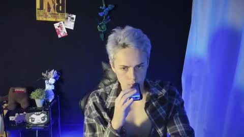 danny online show from November 2025 02:38:02 PM