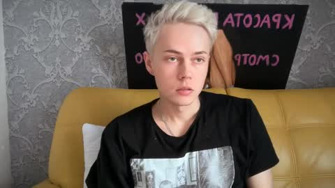 Snapshot of danny_love01 chatting on May 2026 11:16:02 AM danny online show from May 2026 11:16:02 AM
