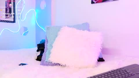 Snapshot of dannyhot__ chatting on October 2025 08:25:01 AM Danny online show from October 2025 08:25:01 AM