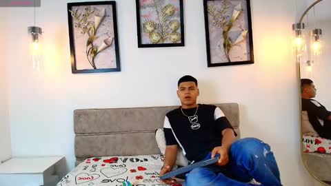 dannysamm online show from November 2025 12:31:02 PM