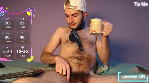 dante_bear online show from November 2025 08:11:02 PM