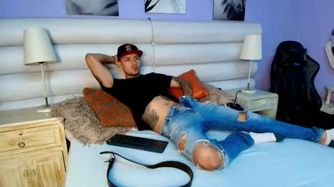 dante_flamee online show from February 2026 01:26:02 PM