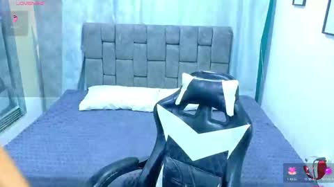 Snapshot of dante_kent chatting on April 2026 07:58:01 PM DANTE KENT online show from April 2026 07:58:01 PM