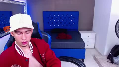 Snapshot of dante_tompson chatting on February 2025 04:14:02 PM Dante online show from February 2025 04:14:02 PM