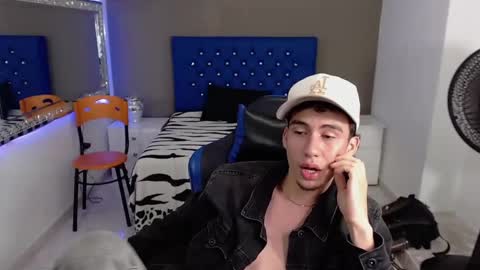 Snapshot of dante_tompson chatting on February 2025 04:56:02 PM Dante online show from February 2025 04:56:02 PM