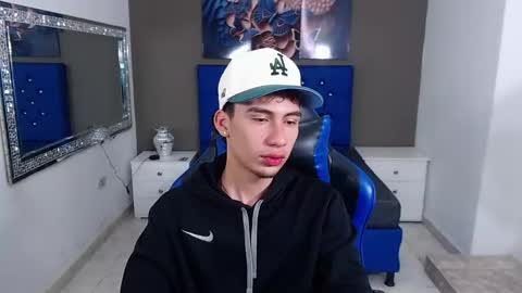 Snapshot of dante_tompson chatting on March 2025 01:49:02 PM Dante online show from March 2025 01:49:02 PM